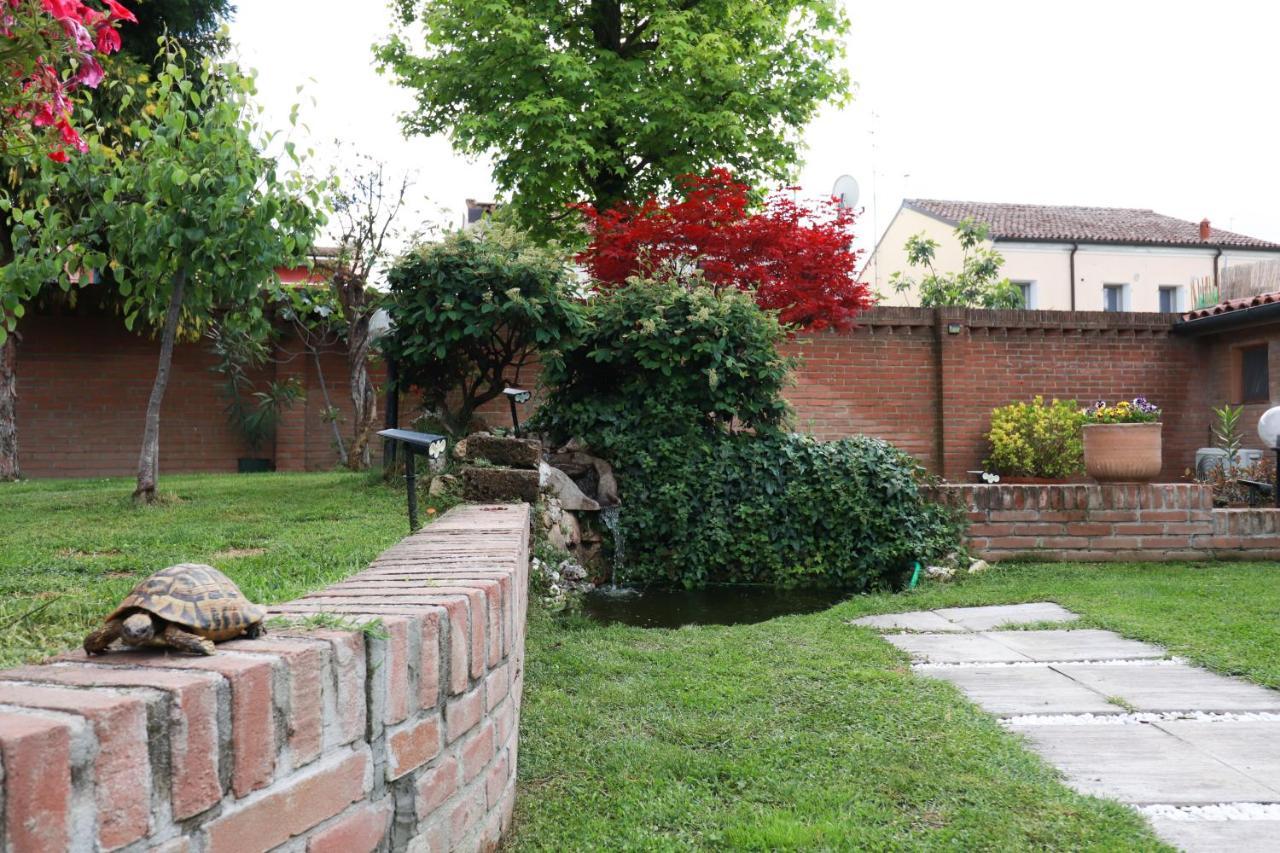 Villa Oasi Ferrara Exterior photo
